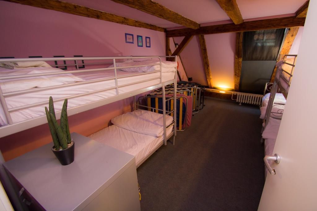 Hostel Tufna Osijek Extérieur photo