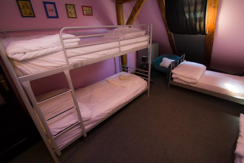 Hostel Tufna Osijek Extérieur photo