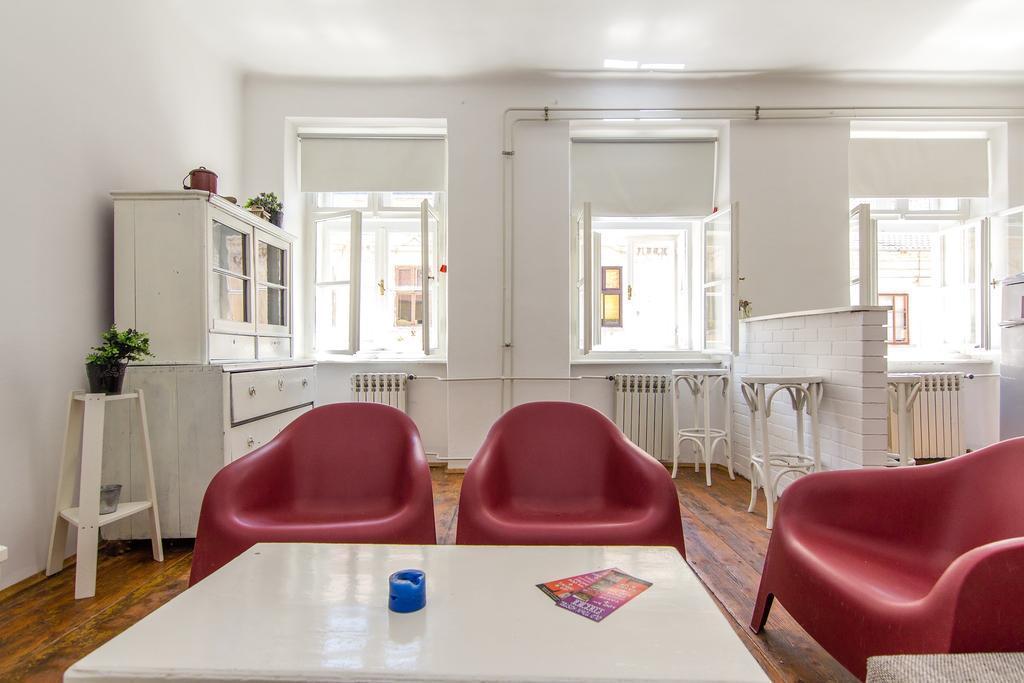Hostel Tufna Osijek Extérieur photo